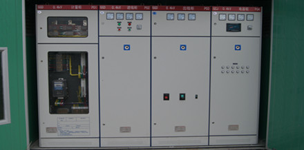 瓷砖景观型箱式变电站低压室